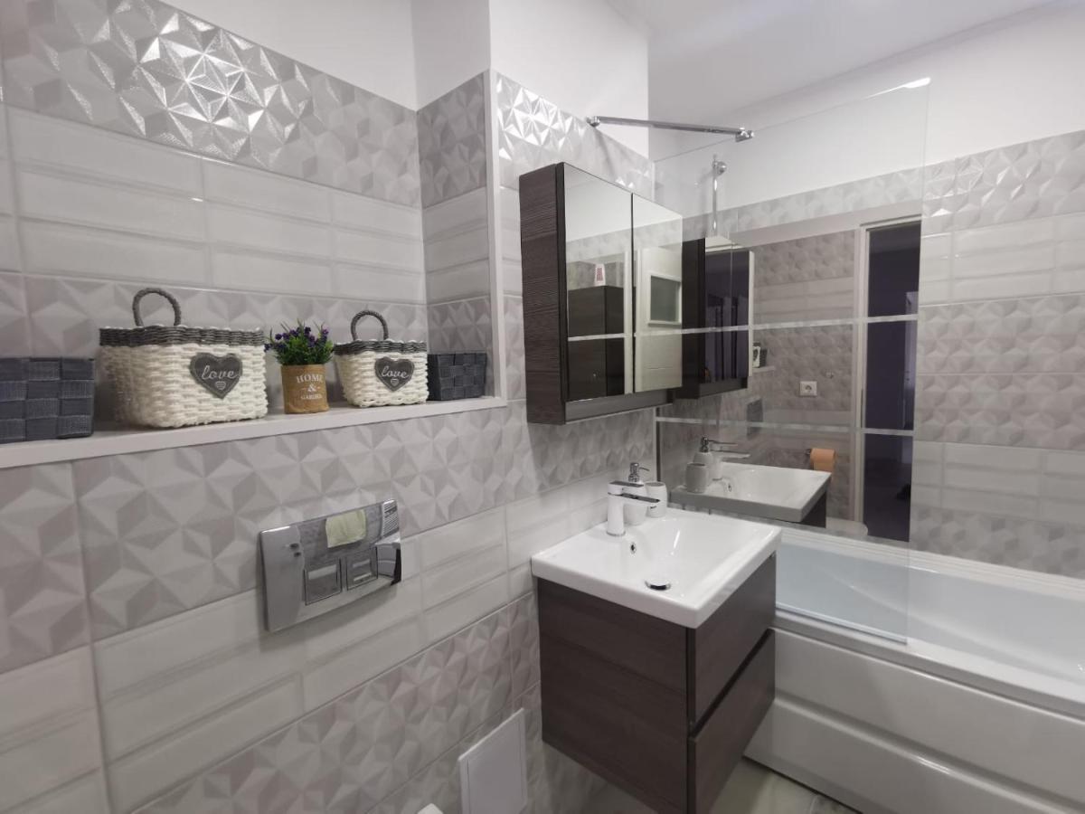 Apartament Regim Hotelier Deva Extérieur photo